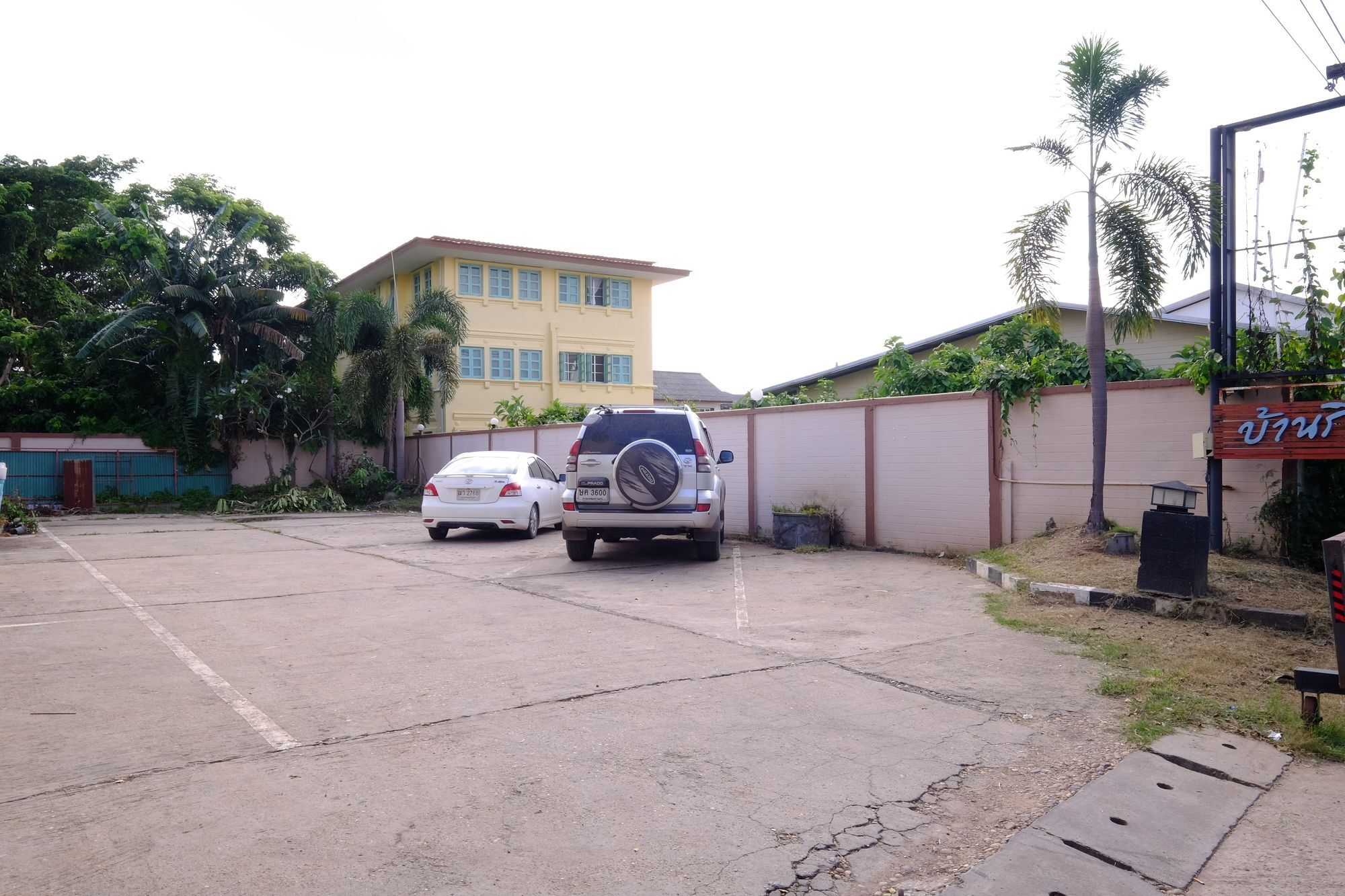 Baan Rim Khong Hotel Nakhonphanom Kültér fotó